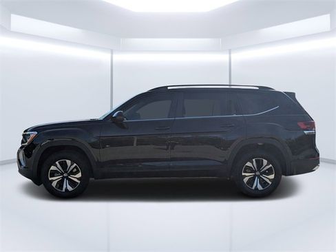 New 2026 Volkswagen Atlas SE image 6