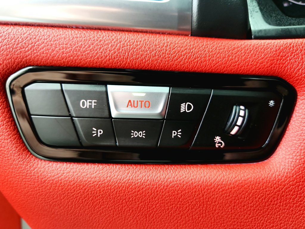 Used 2019 BMW M850i xDrive Convertible AWD/4WD image 21