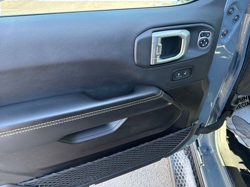 Used 2024 Jeep Wrangler Unlimited Sahara w/ Technology Group image 14