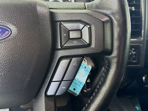 Used 2017 Ford F150 XLT w/ Equipment Group 302A Luxury image 15