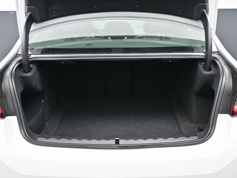 Used 2024 BMW 330i xDrive Sedan w/ Convenience Package image 14