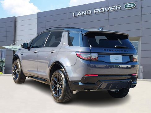 New 2025 Land Rover Discovery Sport Dynamic SE image 4