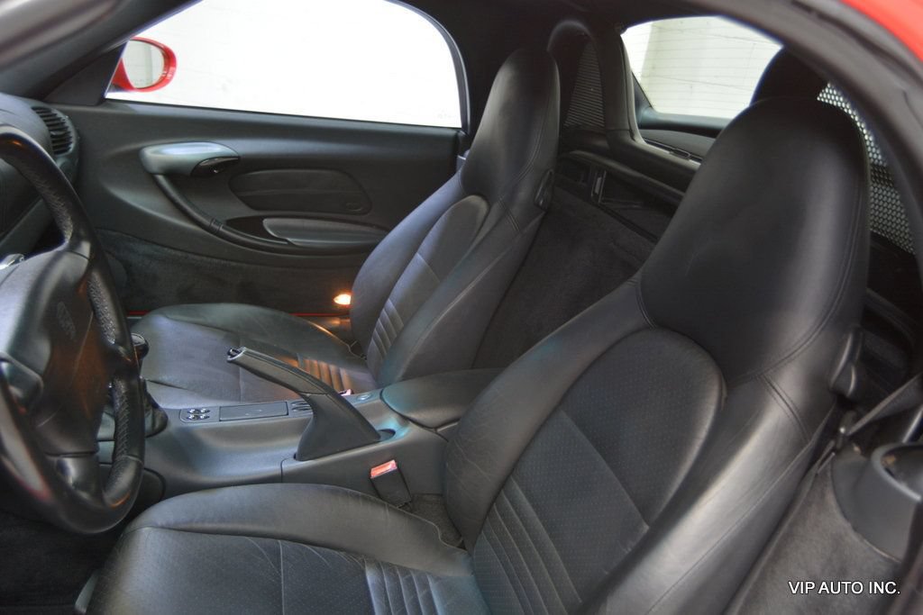 Used 1999 Porsche Boxster RWD image 25