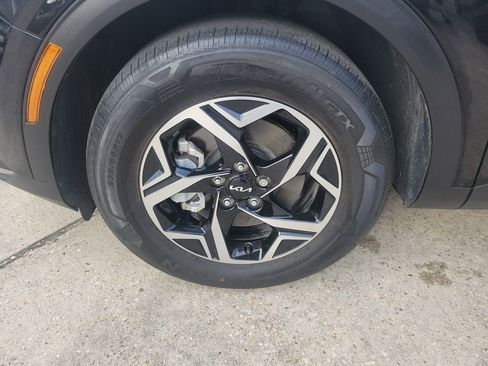 Used 2023 Kia Sportage LX image 29