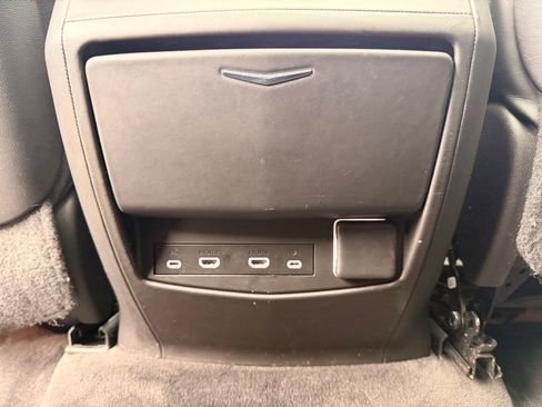 Used 2022 Cadillac Escalade Sport Platinum image 33