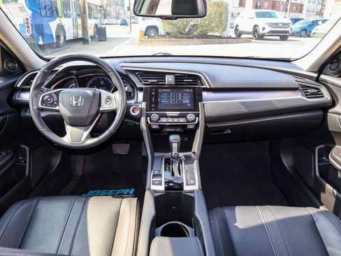 Used 2018 Honda Civic EX-L image 17
