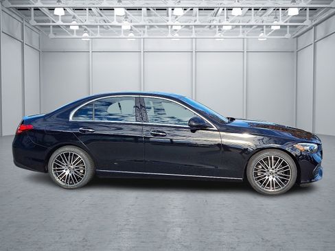 Used 2023 Mercedes-Benz C 300 4MATIC Sedan image 7