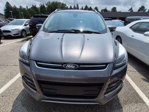 Used 2014 Ford Escape Titanium w/ Equipment Group 401A AWD/4WD image 2