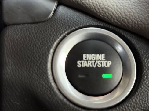 Used 2024 Chevrolet Equinox LS w/ LS Convenience Package image 22