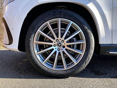 New 2026 Mercedes-Benz GLS 580 GLS 580 image 12