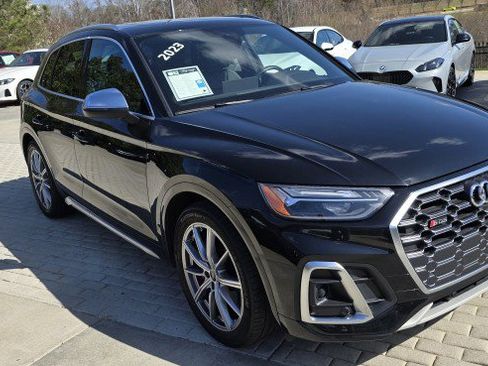 Used 2023 Audi SQ5 Premium Plus w/ Premium Plus Package image 3