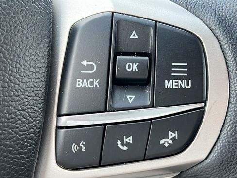 Used 2023 Ford Explorer XLT w/ Equipment Group 202A RWD image 21