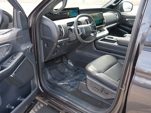 New 2026 Ford Expedition Tremor AWD/4WD image 15