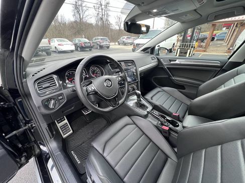 Used 2019 Volkswagen Golf Alltrack SEL image 12