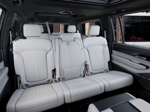 New 2026 Jeep Grand Wagoneer Summit AWD/4WD image 15