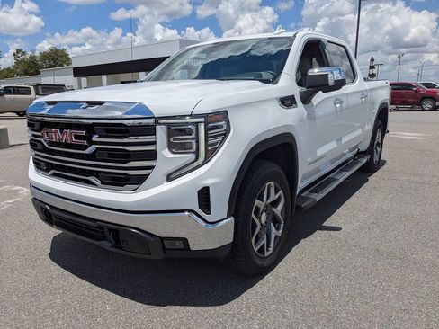 Used 2023 GMC Sierra 1500 SLT w/ SLT Premium Package AWD/4WD image 8
