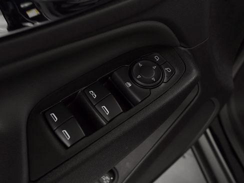 Used 2023 Chevrolet Equinox LT w/ Driver Convenience Package image 20