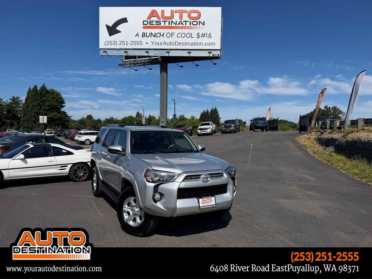 Used 2020 Toyota 4Runner SR5 AWD/4WD image 1