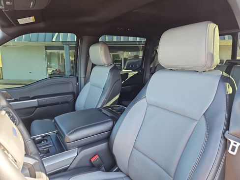 Used 2023 Ford F150 Lightning Lariat image 26