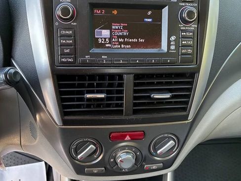 Used 2013 Subaru Forester 2.5X Premium image 11