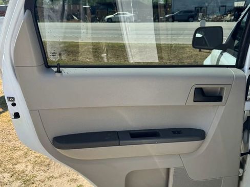 Used 2012 Ford Escape XLS image 13