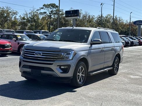 Certified 2021 Ford Expedition Max XLT image 2