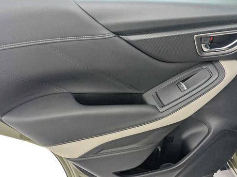 Used 2023 Subaru Forester Limited AWD/4WD image 22