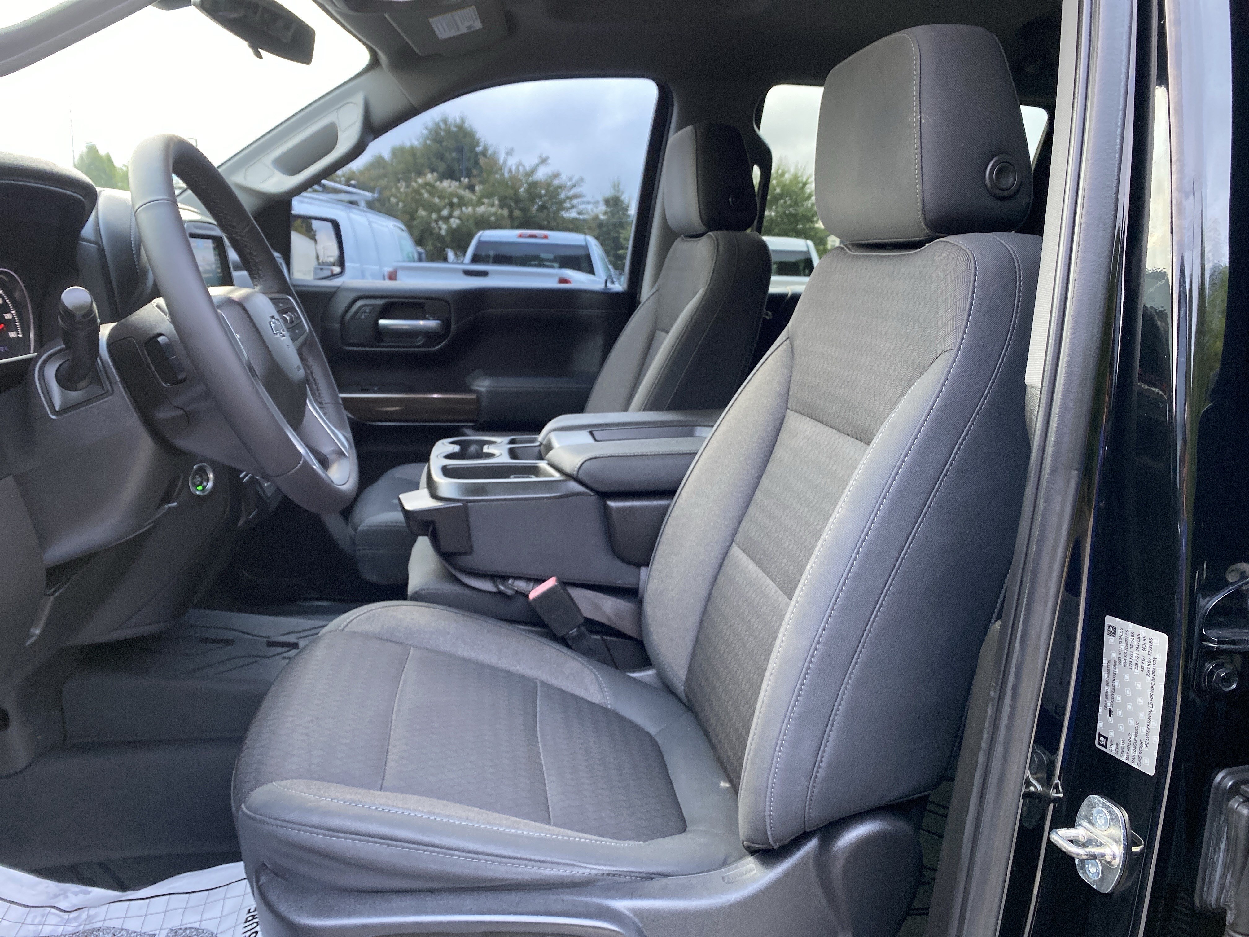 Used 2019 Chevrolet Silverado 1500 RST AWD/4WD image 16