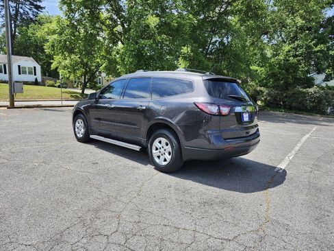 Used 2015 Chevrolet Traverse LS w/ LPO, 'HIT The Road' Package FWD image 16