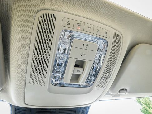 Used 2024 Mercedes-Benz GLE 350 4MATIC image 27