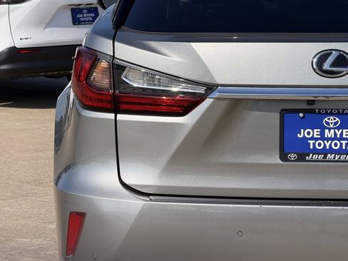 Used 2018 Lexus RX 350 FWD w/ Premium Package image 10