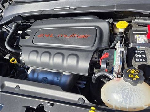 Used 2022 Jeep Compass Trailhawk image 21