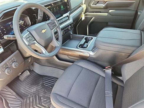 New 2026 Chevrolet Silverado 3500 LT w/ All Star Edition AWD/4WD image 7