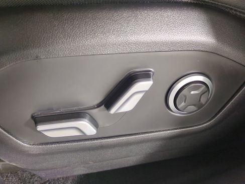 Used 2024 Hyundai Santa Fe Limited image 23