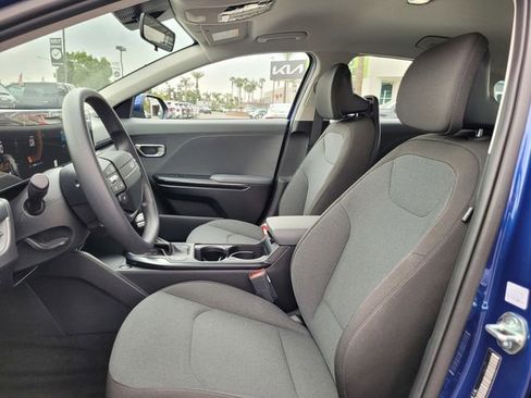 New 2025 Kia K4 LXS image 9