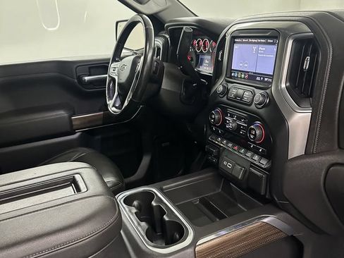 Used 2019 Chevrolet Silverado 1500 LT Trail Boss AWD/4WD image 41