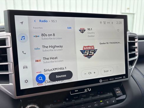 Used 2023 Toyota Sequoia Platinum image 25