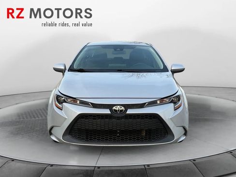 Used 2021 Toyota Corolla LE image 8