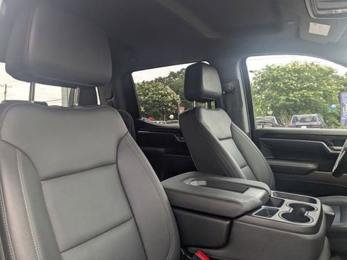 Used 2025 GMC Sierra 1500 SLT RWD image 35