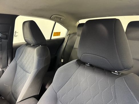 Used 2022 Toyota Corolla LE FWD image 10