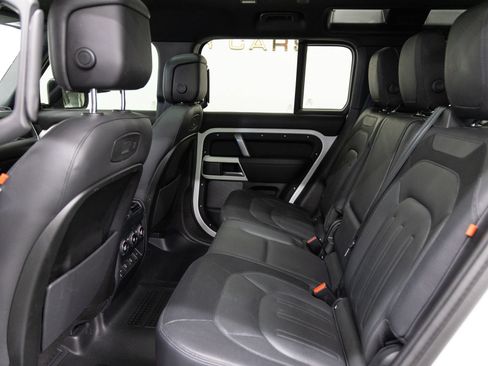 Used 2022 Land Rover Defender 110 X-Dynamic HSE AWD/4WD image 8