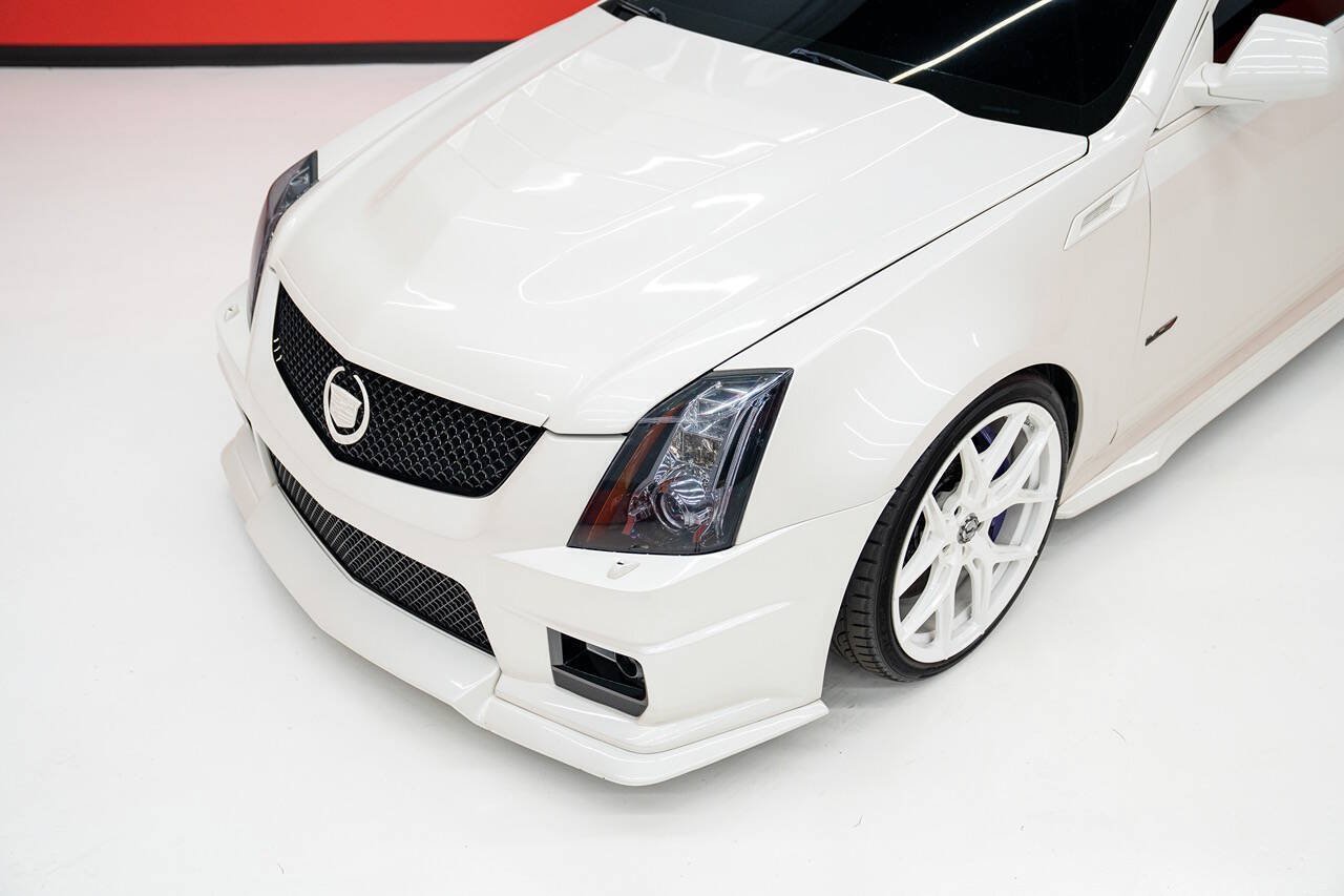 Used 2013 Cadillac CTS V RWD image 4