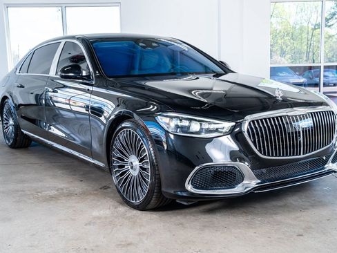 Used 2022 Mercedes-Benz Maybach S 580 4MATIC image 4