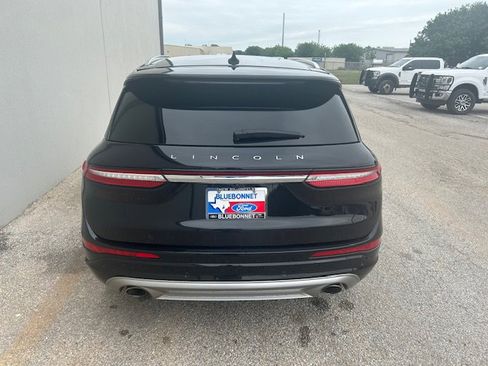 Used 2022 Lincoln Corsair AWD w/ Equipment Group 101A image 7