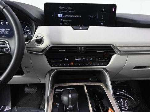 Certified 2026 MAZDA CX-90 Plug-In Hybrid w/ Premium Plus AWD/4WD image 27
