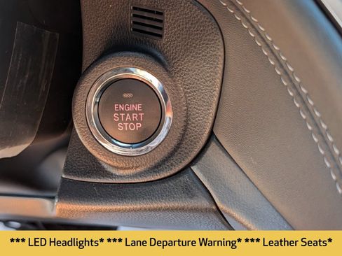 Certified 2025 Subaru Outback Limited AWD/4WD image 8
