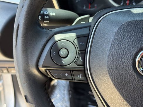 Used 2019 Toyota Corolla SE FWD image 24