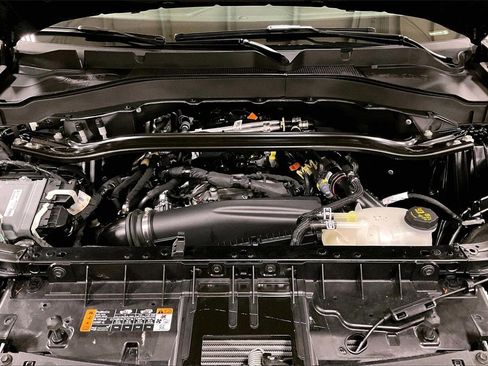 Certified 2025 Ford Explorer ST-Line w/ ST-Line Street Pack image 10