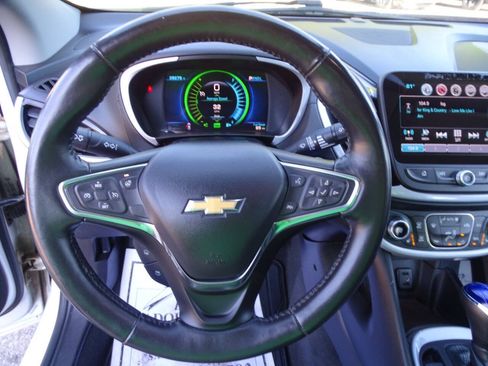 Used 2017 Chevrolet Volt LT Hatchback 4D FWD image 16