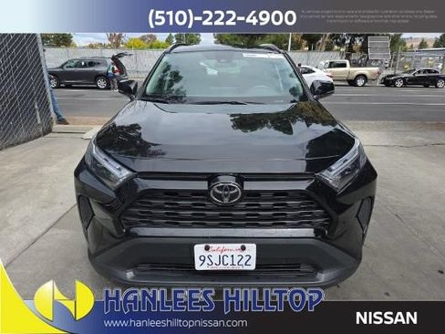 Used 2025 Toyota RAV4 XLE FWD image 2